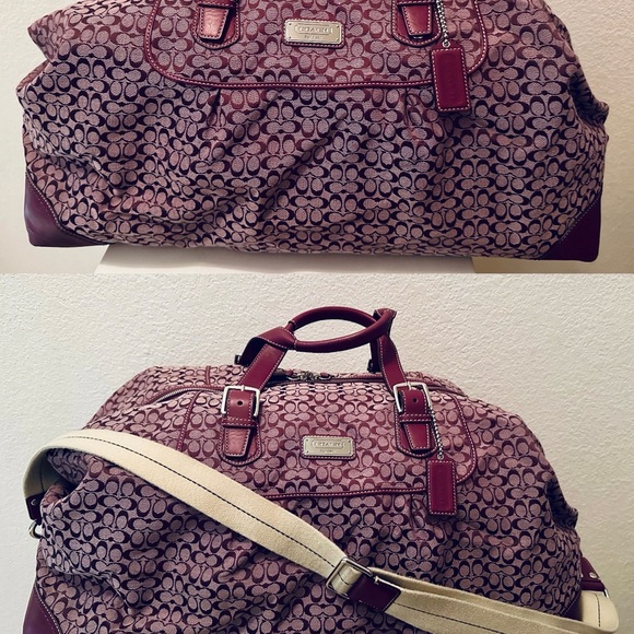 Coach Maroon and Beige Signature Travel Bag - Picture 1 of 3